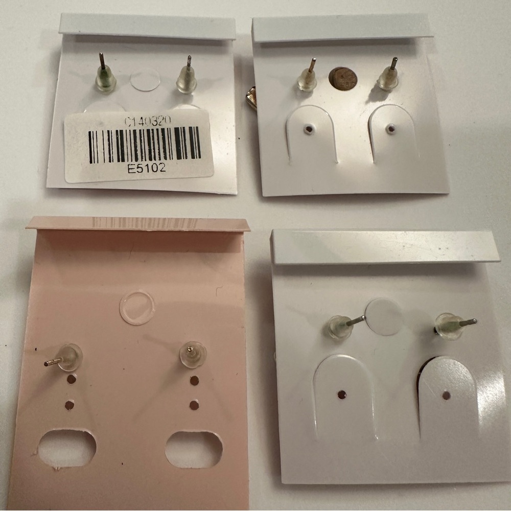 Korean Fashion 4 Pairs Pearl Trim/Rhinestones/Bow/heart/love Stud Earrings Brea - Picture 2 of 6